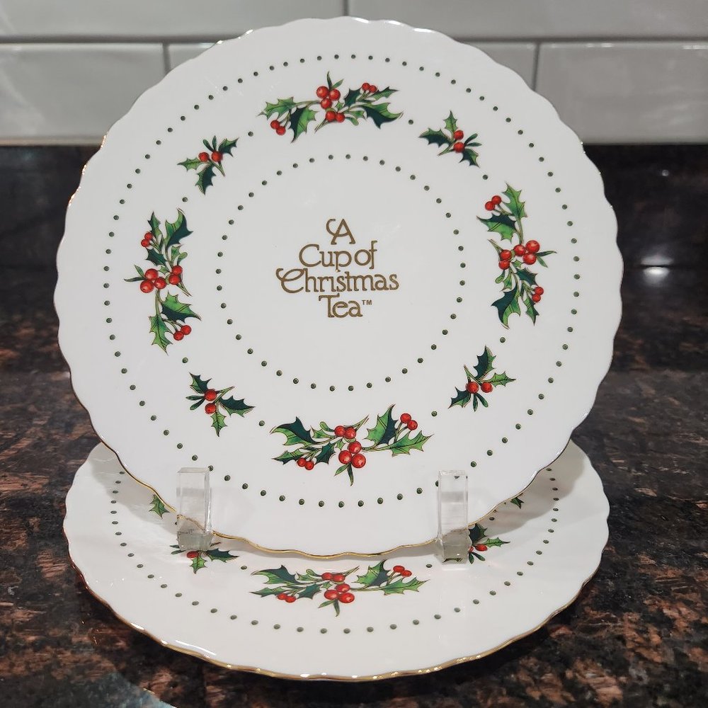 A cup of Christmas Tea set 8" flat cookie platter